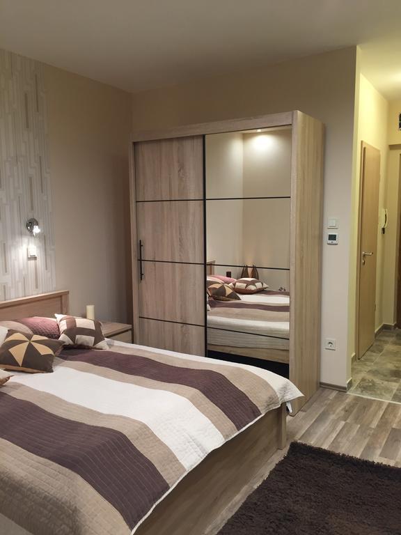 شقة Solaris-Szeged Apartman المظهر الخارجي الصورة