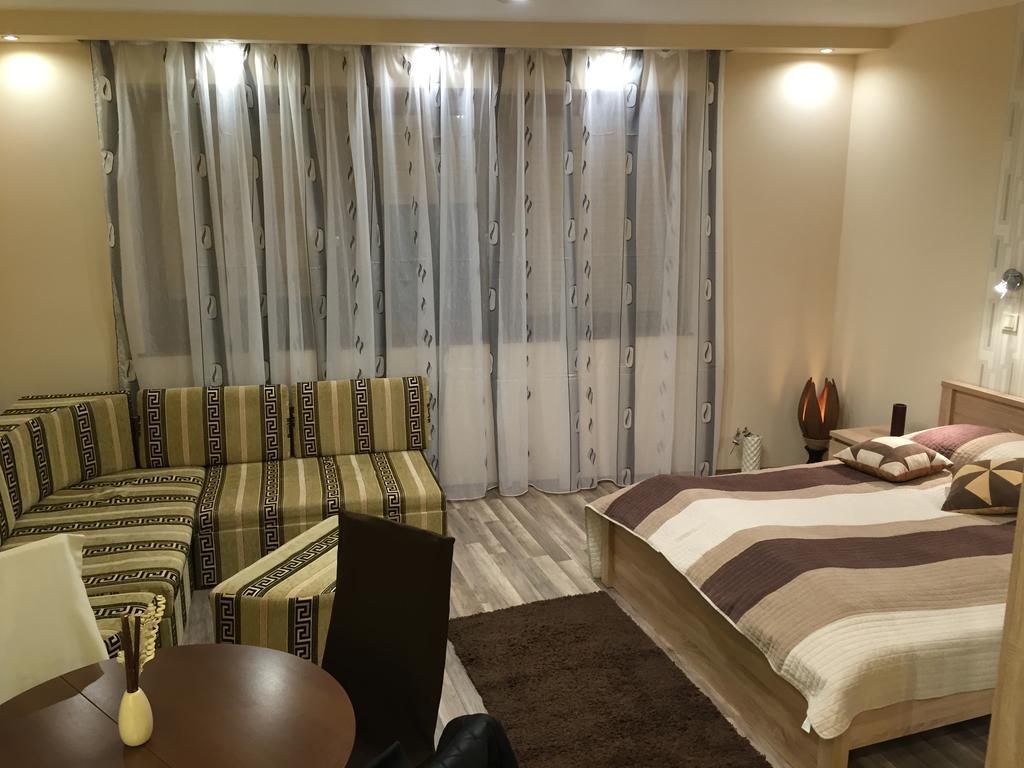 شقة Solaris-Szeged Apartman المظهر الخارجي الصورة